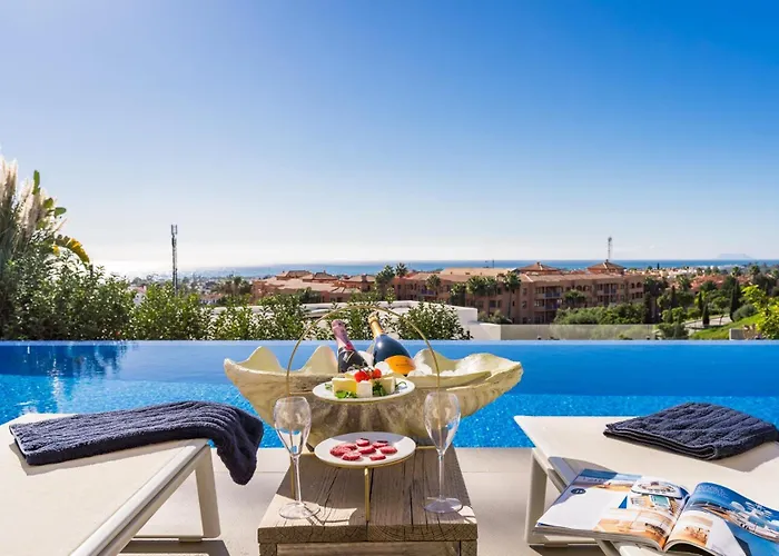 Modern Luxury In Flamingos Villa *