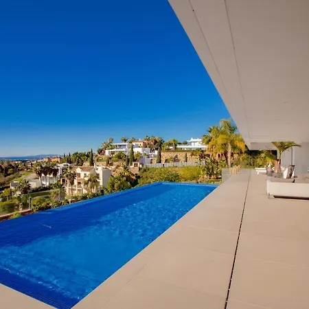 Modern Luxury In Flamingos Villa *