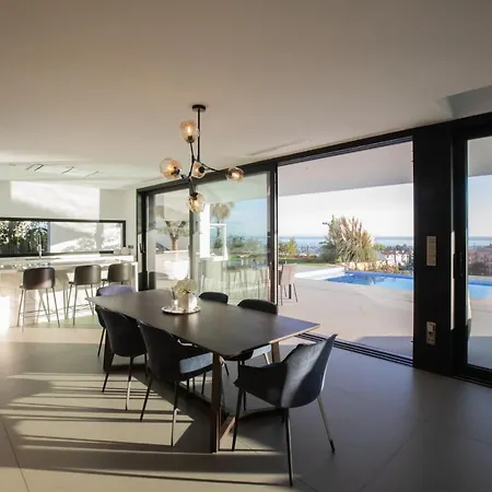 Modern Luxury In Flamingos Estepona