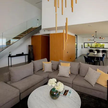 Villa Modern Luxury In Flamingos