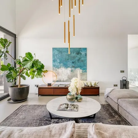 Modern Luxury In Flamingos Villa Estepona
