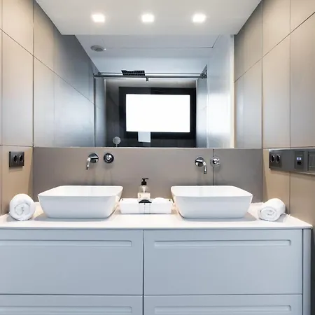 Modern Luxury In Flamingos Estepona