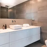 Modern Luxury In Flamingos Βίλα Εστεπόνα