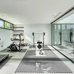 Modern Luxury In Flamingos Εστεπόνα